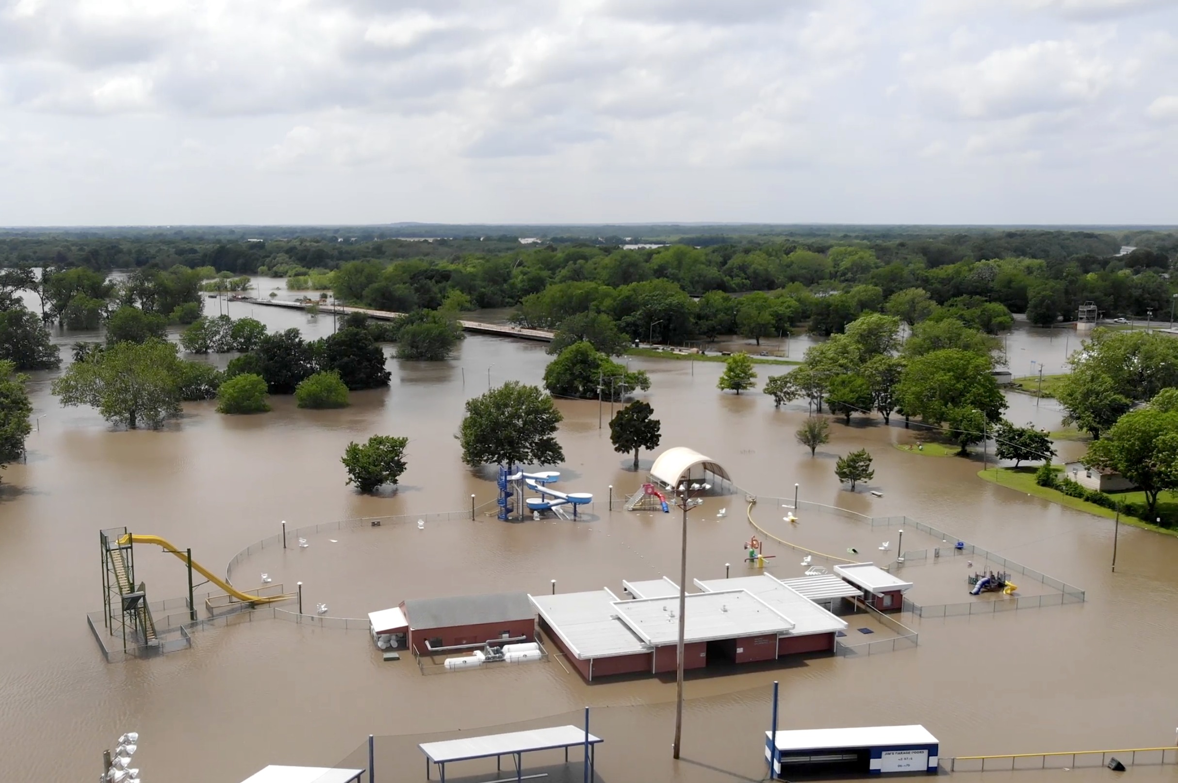 miami oklahoma floods lead