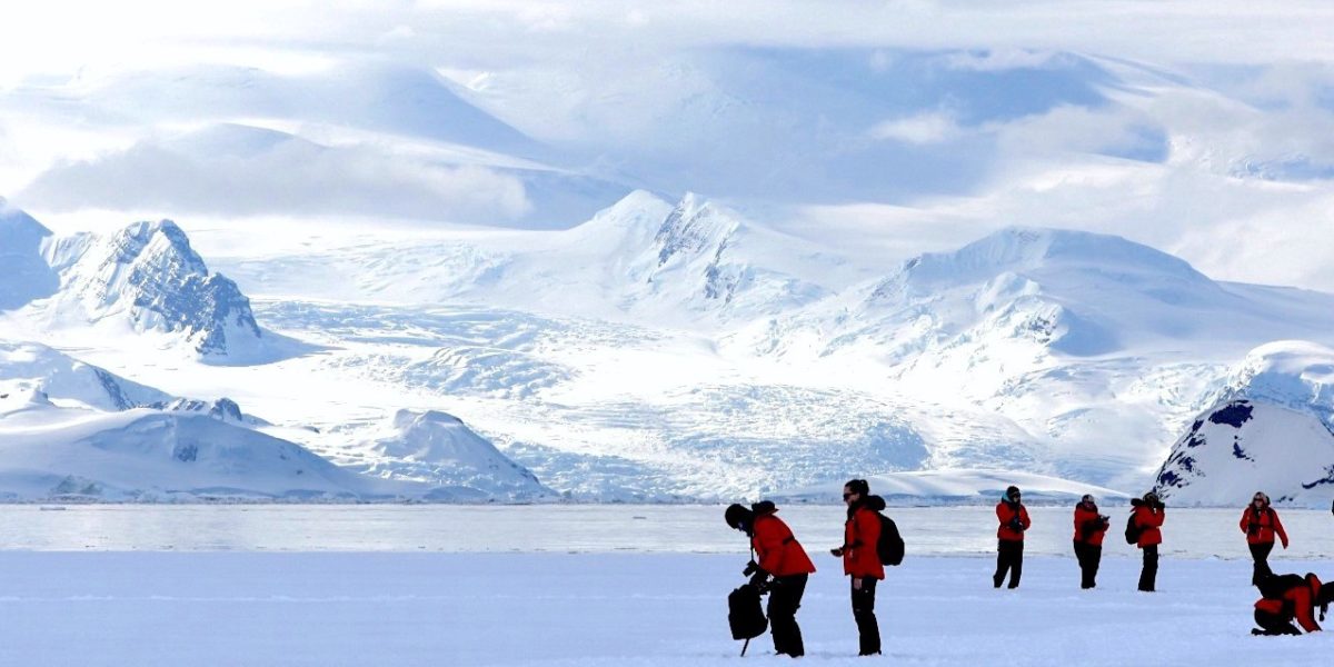 A group of women scientists on an expedition to Antarctica. Source: Anne Christianson